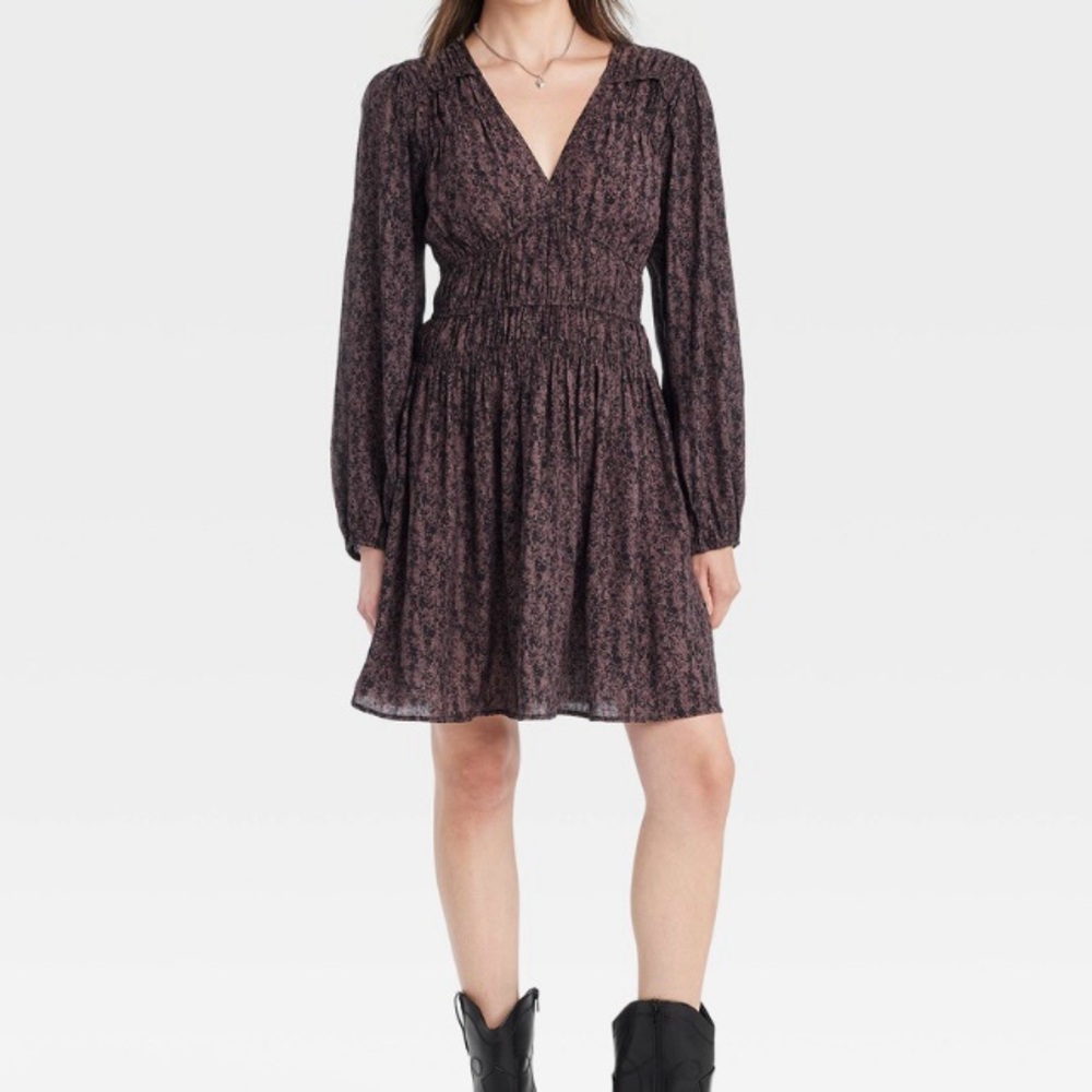 Universal Thread Black Floral Long Sleeve Dress